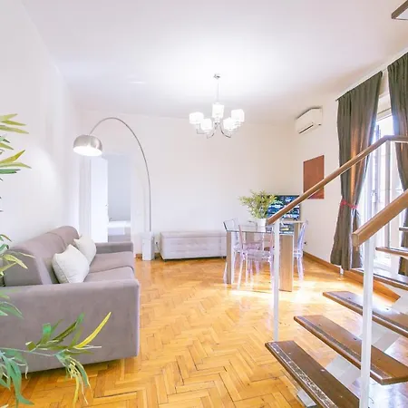 Penthouse In The Heart Of The City Center-2